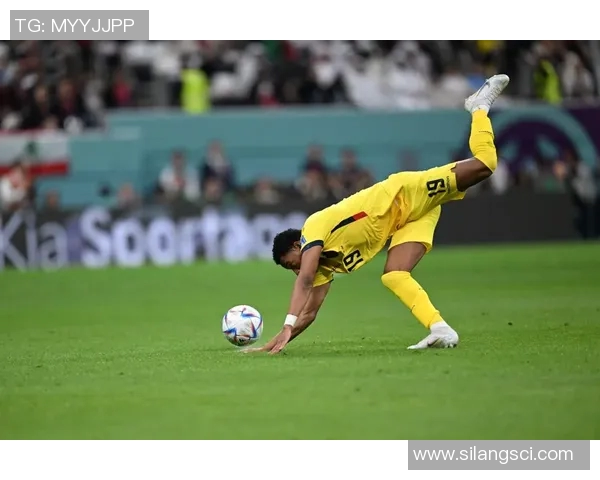 足球明星齐聚卡塔尔激情对决精彩表演赛引发全球热潮